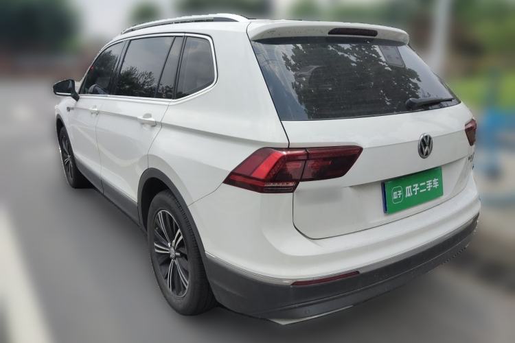 Used Volkswagen Tiguan L 2017 380TSI Automatic All-Wheel-Drive Luxury Edition Rear Left 45 Deg