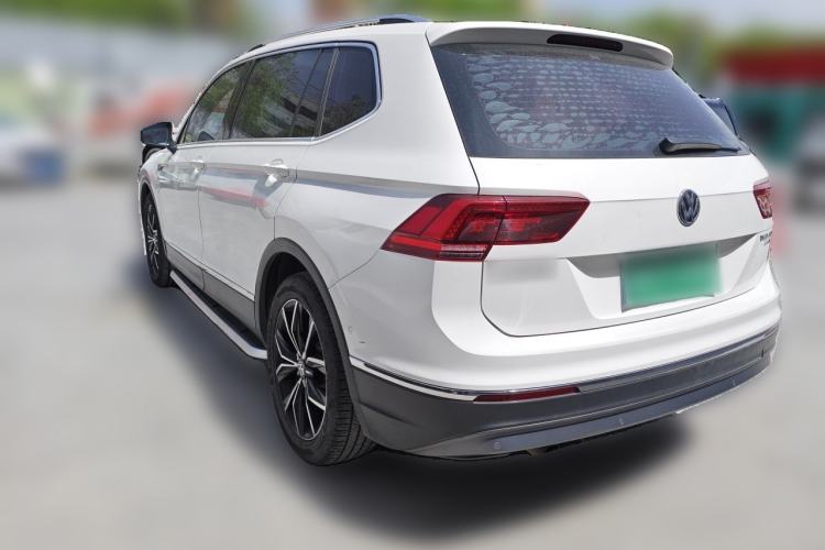 Used Volkswagen Tiguan L 2017 330TSI Automatic Two-Wheel Drive Flagship Edition Rear Left 45 Deg