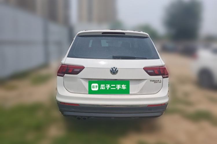 Used Volkswagen Tiguan L 2017 330TSI Automatic Two-Wheel Drive Luxury Edition Rear
