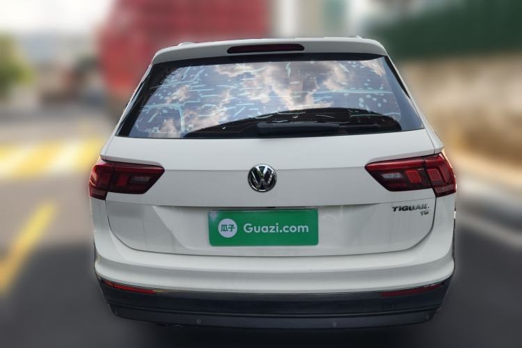 Used Volkswagen Tiguan L 2017 330TSI Automatic Two-Wheel Drive Luxury Edition Rear