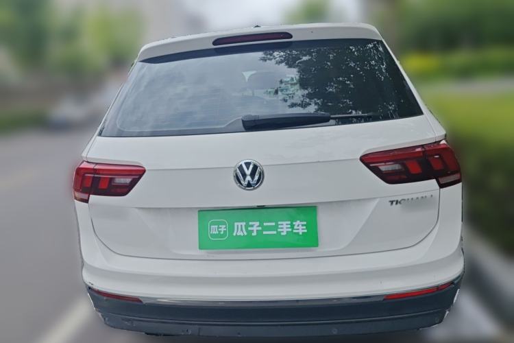 Used Volkswagen Tiguan L 2017 330TSI Automatic Two-Wheel Drive Luxury Edition Rear
