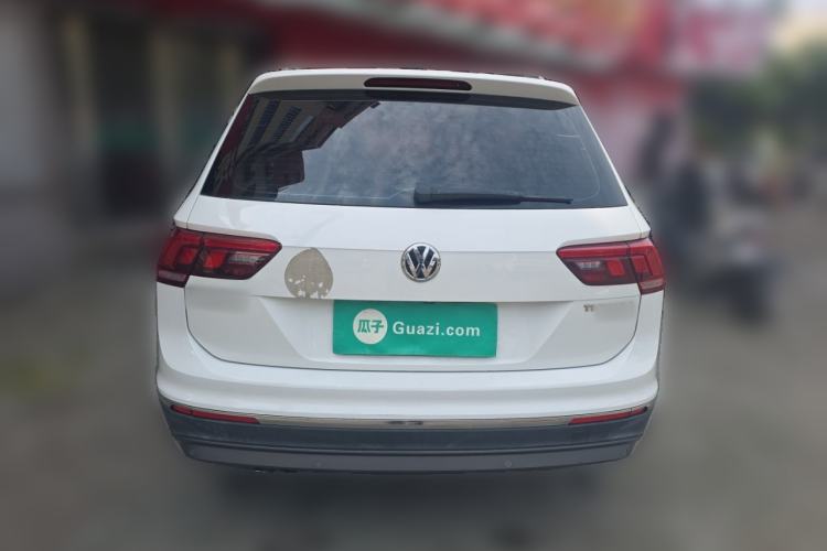 Used Volkswagen Tiguan L 2017 330TSI Automatic Two-Wheel Drive Luxury Edition Rear
