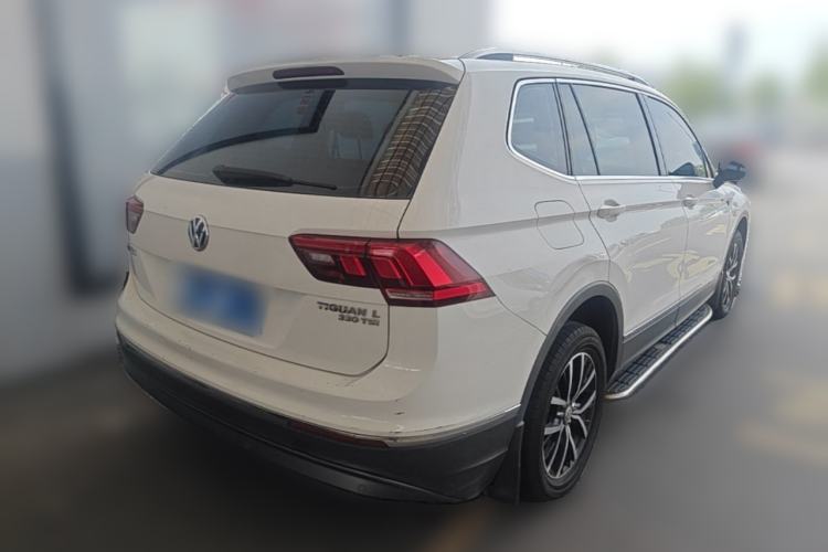Used Volkswagen Tiguan L 2017 330TSI Automatic Two-Wheel Drive Luxury Edition Rear Right 45 Deg