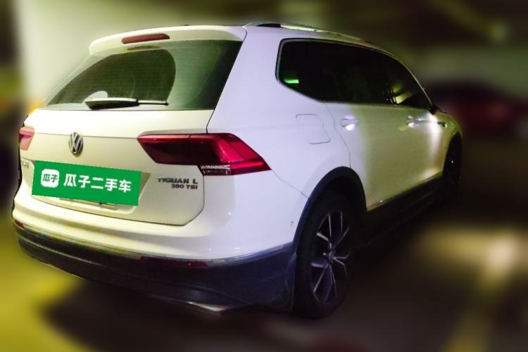 Used Volkswagen Tiguan L 2017 380TSI Automatic All-Wheel Drive Supreme Flagship Edition Rear Right 45 Deg