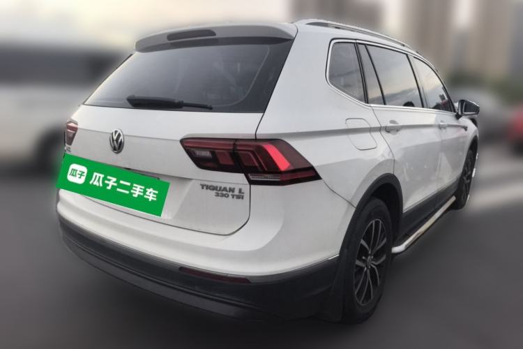 Used Volkswagen Tiguan L 2017 330TSI Automatic Two-Wheel Drive Luxury Edition Rear Right 45 Deg
