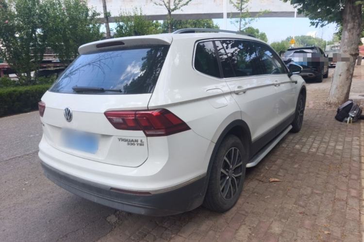 Used Volkswagen Tiguan L 2017 330TSI Automatic Two-Wheel Drive Luxury Edition Rear Right 45 Deg