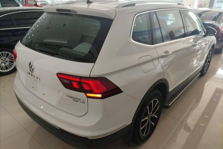 Used Volkswagen Tiguan L 2017 330TSI Automatic Two-Wheel Drive Luxury Edition