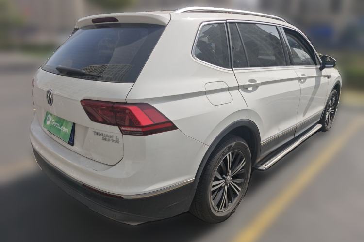 Used Volkswagen Tiguan L 2017 380TSI Automatic All-Wheel-Drive Flagship Edition Rear Right 45 Deg