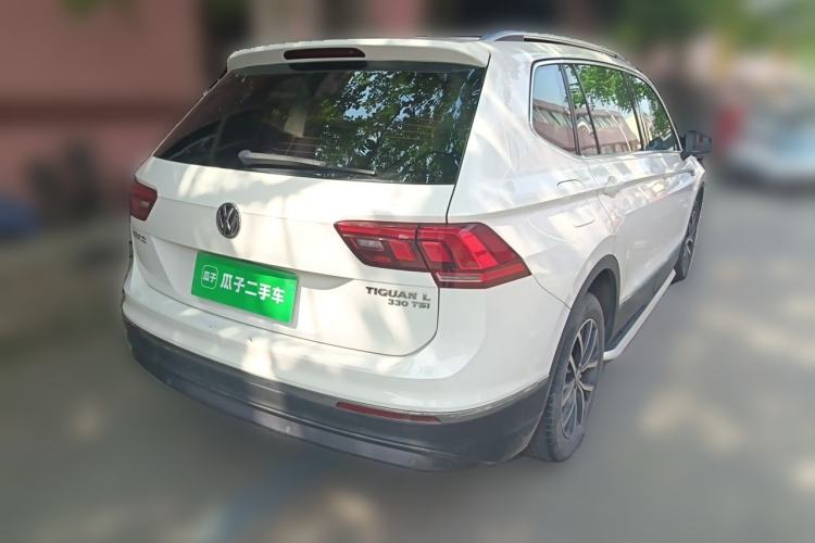 Used Volkswagen Tiguan L 2017 330TSI Automatic Two-Wheel Drive Luxury Edition Rear Right 45 Deg