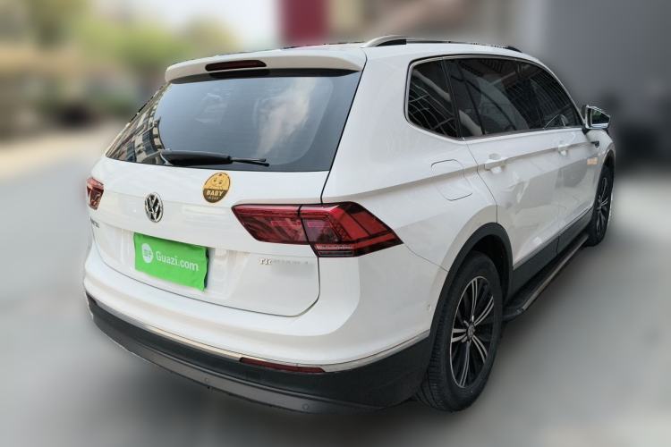 Used Volkswagen Tiguan L 2017 330TSI Automatic Two-Wheel Drive Flagship Edition Rear Right 45 Deg