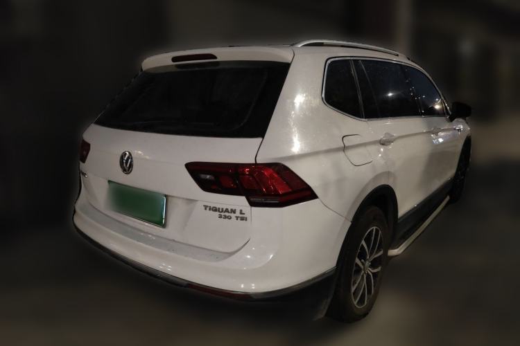 Used Volkswagen Tiguan L 2017 330TSI Automatic Two-Wheel Drive Luxury Edition Rear Right 45 Deg
