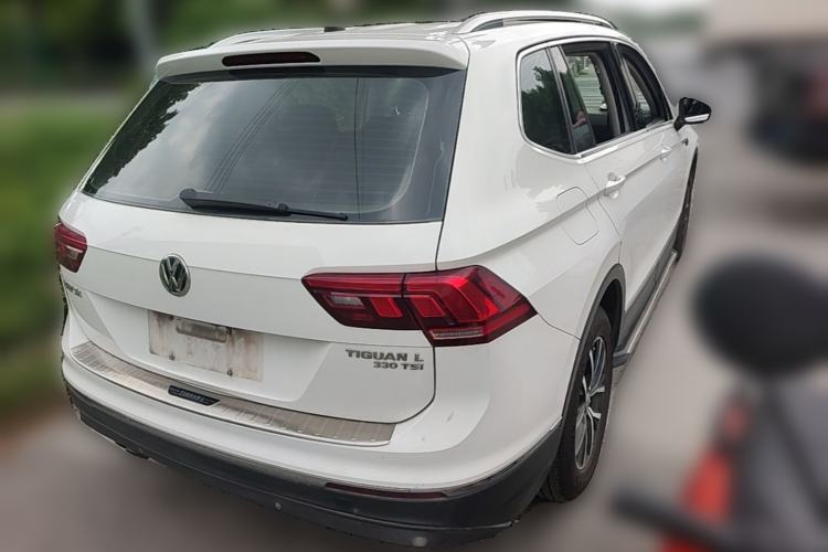 Used Volkswagen Tiguan L 2017 330TSI Automatic Two-Wheel Drive Luxury Edition Rear Right 45 Deg