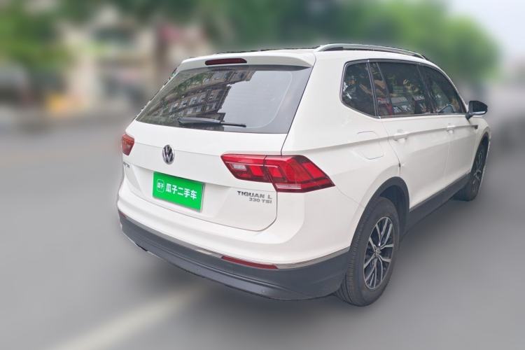 Used Volkswagen Tiguan L 2017 330TSI Automatic Two-Wheel Drive Luxury Edition Rear Right 45 Deg