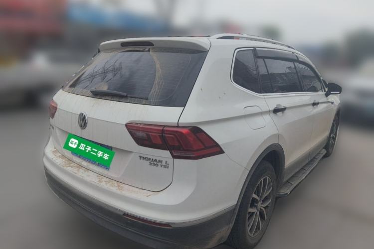 Used Volkswagen Tiguan L 2017 330TSI Automatic Two-Wheel Drive Luxury Edition Rear Right 45 Deg