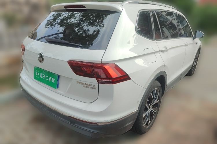 Used Volkswagen Tiguan L 2017 330TSI Automatic Two-Wheel Drive Flagship Edition Rear Right 45 Deg