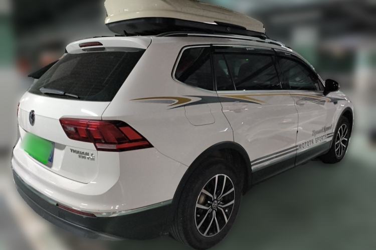 Used Volkswagen Tiguan L 2017 330TSI Automatic Two-Wheel Drive Comfort Edition Rear Right 45 Deg