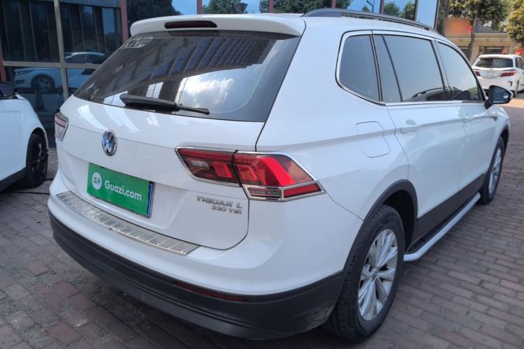 Used Volkswagen Tiguan L 2017 330TSI Automatic Two-Wheel Drive Luxury Edition Rear Right 45 Deg