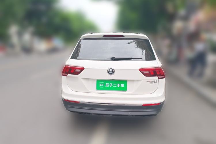 Used Volkswagen Tiguan L 2017 330TSI Automatic Two-Wheel Drive Luxury Edition Rear