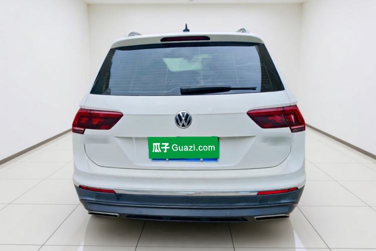Used Volkswagen Tiguan L 2017 380TSI Automatic All-Wheel-Drive Luxury Edition Rear