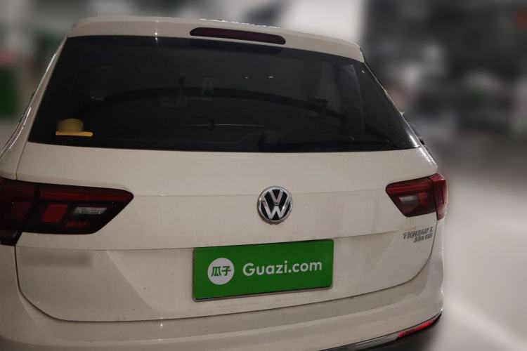 Used Volkswagen Tiguan L 2017 330TSI Automatic Two-Wheel Drive Luxury Edition Rear
