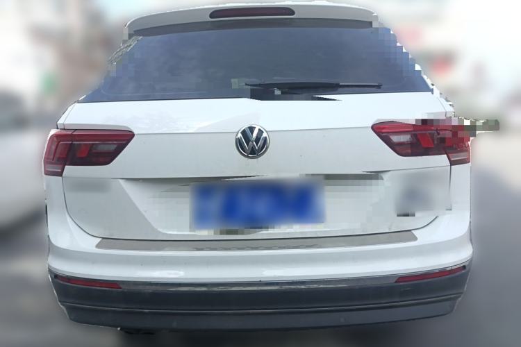Used Volkswagen Tiguan L 2017 330TSI Automatic Two-Wheel Drive Luxury Edition Rear
