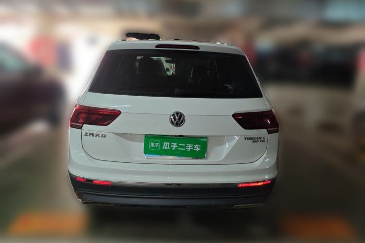 Used Volkswagen Tiguan L 2017 380TSI Automatic All-Wheel-Drive Luxury Edition Rear