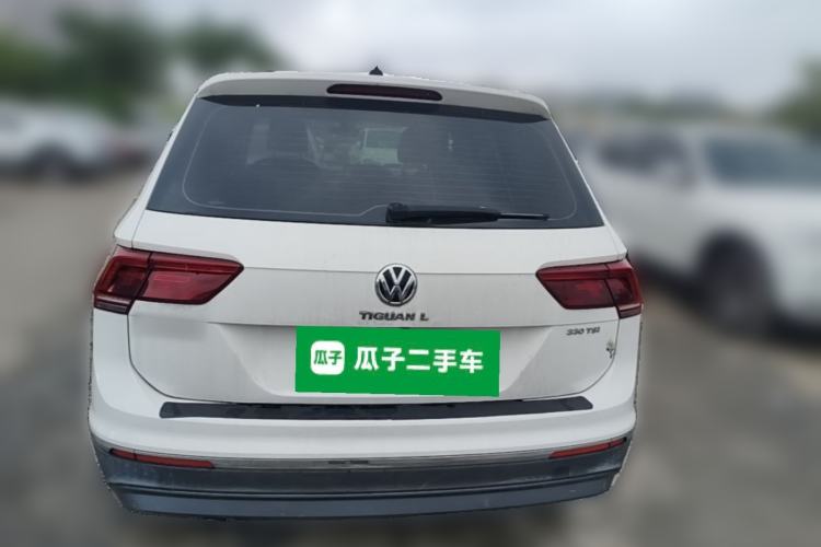 Used Volkswagen Tiguan L 2017 330TSI Automatic Two-Wheel Drive Flagship Edition Rear