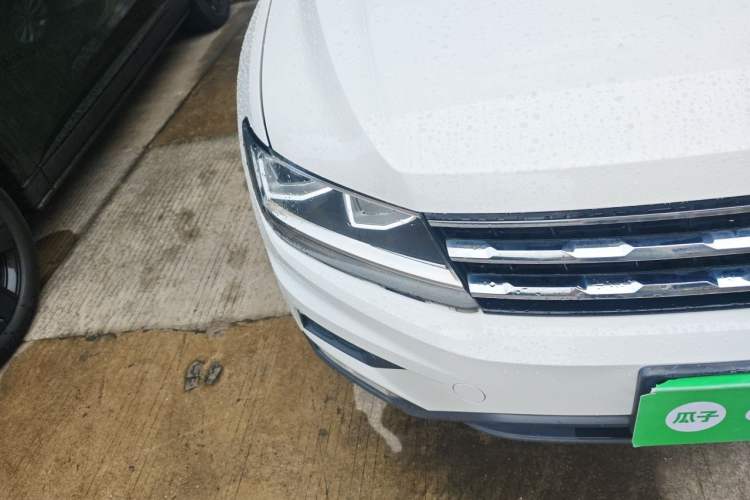 Used Volkswagen Tiguan L 2017 330TSI Automatic Two-Wheel Drive Luxury Edition Right Front Headlight