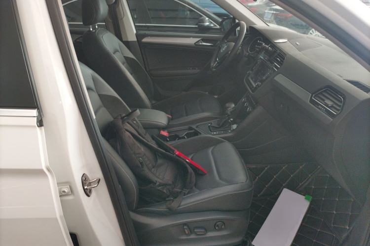 Used Volkswagen Tiguan L 2017 330TSI Automatic Two-Wheel Drive Luxury Edition