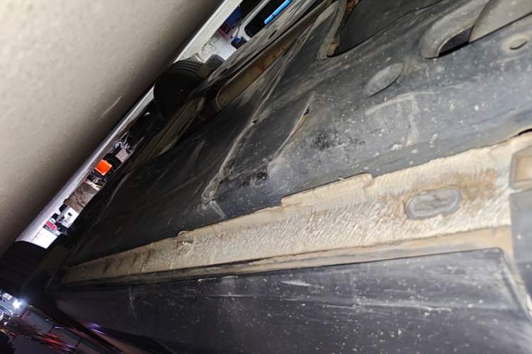 Used Volkswagen Tiguan L 2017 330TSI Automatic Two-Wheel Drive Comfort Edition Right Side Sill
