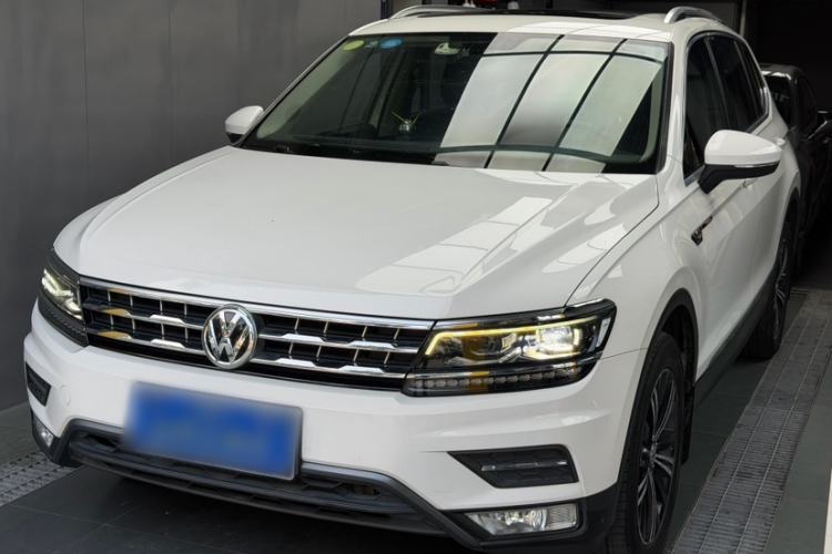Ojetý Volkswagen Tiguan L 2017 380TSI Automatic All-Wheel-Drive Luxury Edition Guazi used car, China used car export, Used car for sale, Used  cars, Cheapest cars for sale