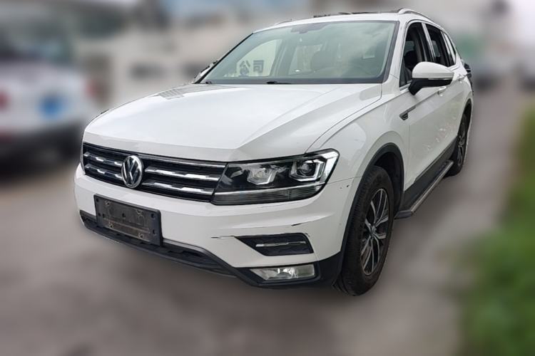 Used Volkswagen Tiguan L 2017 330TSI Automatic Two-Wheel Drive Luxury Edition Guazi used car, China used car export, Used car for sale, Used cars, Cheapest cars for sale