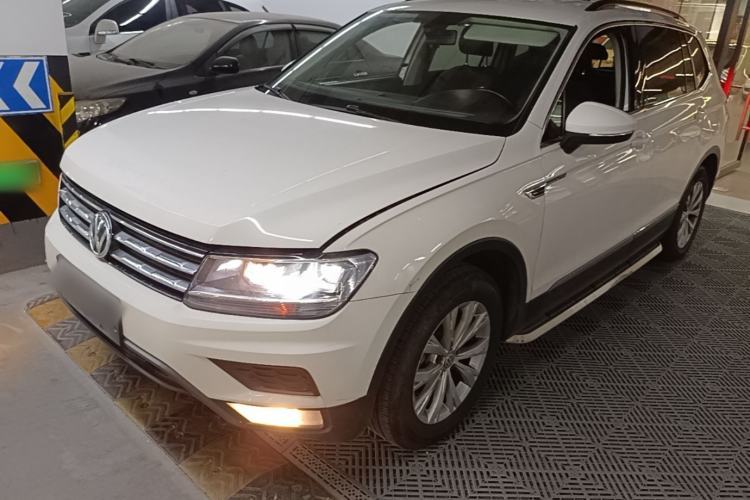Used Volkswagen Tiguan L 2017 330TSI Automatic Two-Wheel Drive Luxury Edition Guazi used car, China used car export, Used car for sale, Used  cars, Cheapest cars for sale