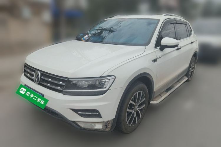 Used Volkswagen Tiguan L 2017 330TSI Automatic Two-Wheel Drive Luxury Edition Guazi used car, China used car export, Used car for sale, Used  cars, Cheapest cars for sale