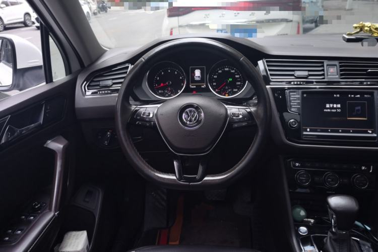 Used Volkswagen Tiguan L 2017 330TSI Automatic Two-Wheel Drive Flagship Edition Steering Wheel