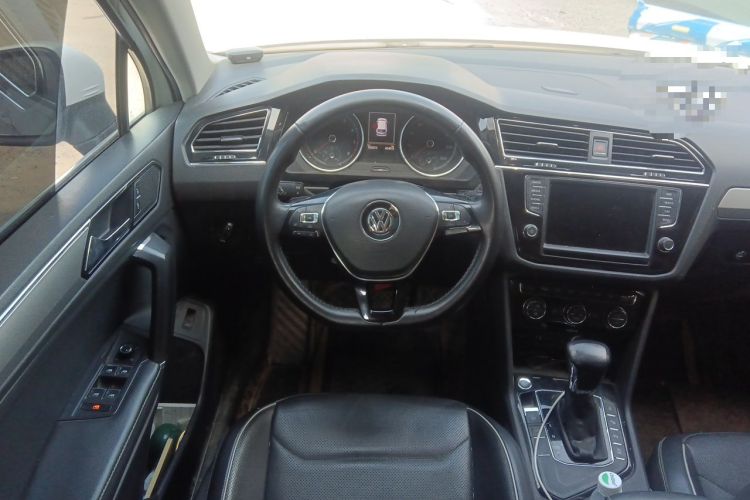 Used Volkswagen Tiguan L 2017 330TSI Automatic Two-Wheel Drive Flagship Edition Steering Wheel