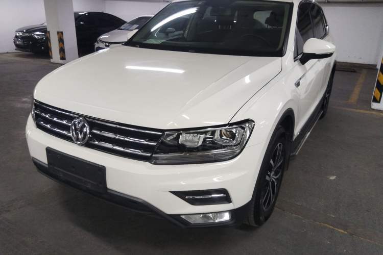 Used Volkswagen Tiguan L 2017 330TSI Automatic Two-Wheel Drive Comfort Edition Guazi used car, China used car export, Used car for sale, Used  cars, Cheapest cars for sale