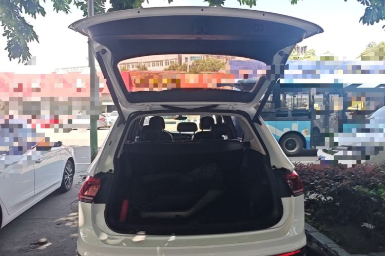 Used Volkswagen Tiguan L 2017 330TSI Automatic Two-Wheel Drive Flagship Edition Trunk