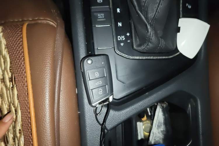 Used Volkswagen Tiguan L 2017 330TSI Automatic Two-Wheel Drive Flagship Edition Vehicle Key