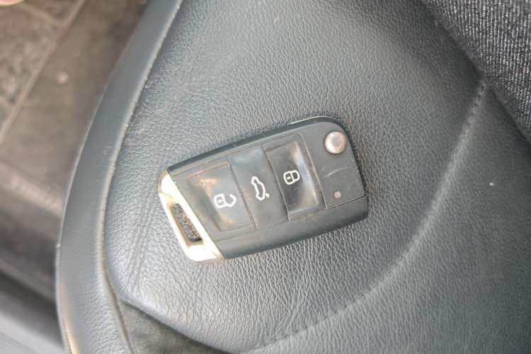 Used Volkswagen Tiguan L 2017 380TSI Automatic All-Wheel-Drive Flagship Edition Vehicle Key