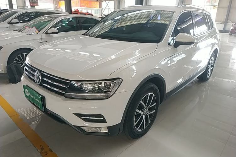 Used Volkswagen Tiguan L 2017 330TSI Automatic Two-Wheel Drive Luxury Edition Guazi used car, China used car export, Used car for sale, Used cars, Cheapest cars for sale