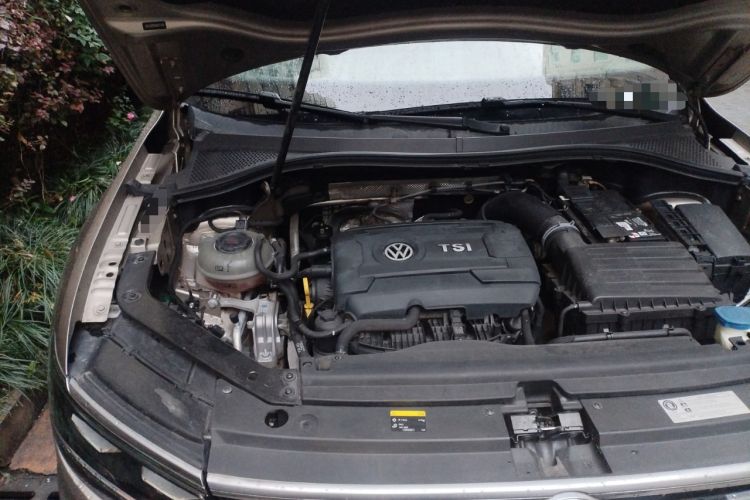 Used Volkswagen Tiguan L 2017 330TSI Automatic Two-Wheel Drive Flagship Edition Engine Bay Right