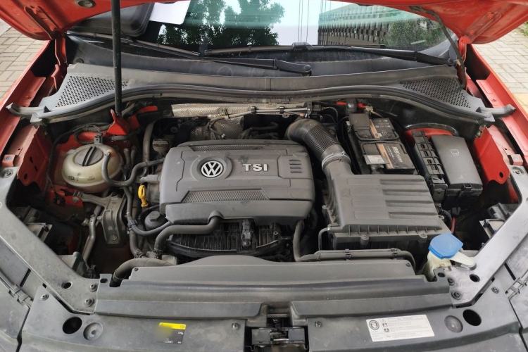 Used Volkswagen Tiguan L 2017 330TSI Automatic Two-Wheel Drive Flagship Edition Engine Bay