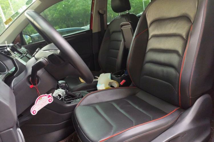 Used Volkswagen Tiguan L 2017 330TSI Automatic Two-Wheel Drive Flagship Edition Left Front Seat