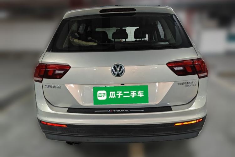 Used Volkswagen Tiguan L 2017 330TSI Automatic Two-Wheel Drive Luxury Edition Rear