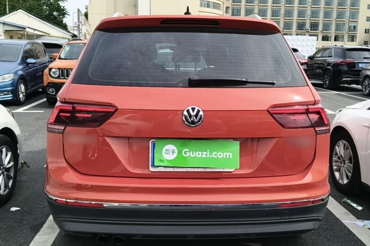 Used Volkswagen Tiguan L 2017 330TSI Automatic Two-Wheel Drive Flagship Edition Rear
