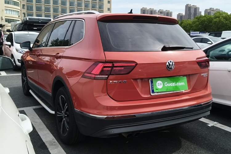 Used Volkswagen Tiguan L 2017 330TSI Automatic Two-Wheel Drive Flagship Edition Rear Left 45 Deg