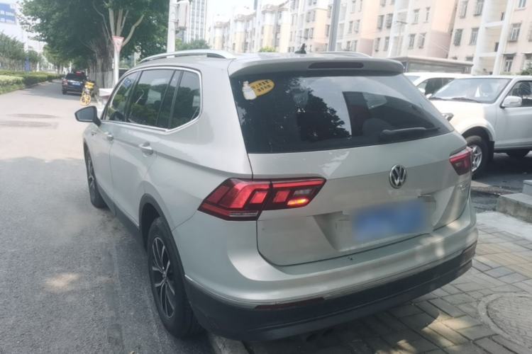 Used Volkswagen Tiguan L 2017 330TSI Automatic Two-Wheel Drive Luxury Edition Rear Left 45 Deg