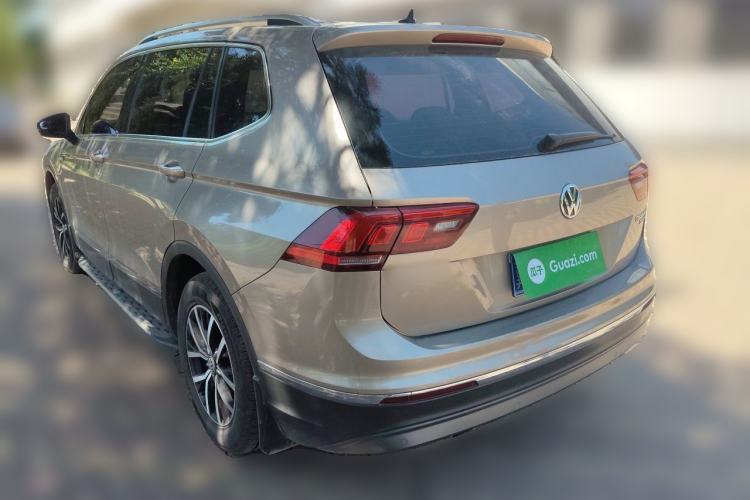 Used Volkswagen Tiguan L 2017 330TSI Automatic Two-Wheel Drive Luxury Edition Rear Left 45 Deg