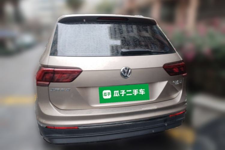 Used Volkswagen Tiguan L 2017 330TSI Automatic Two-Wheel Drive Flagship Edition Rear
